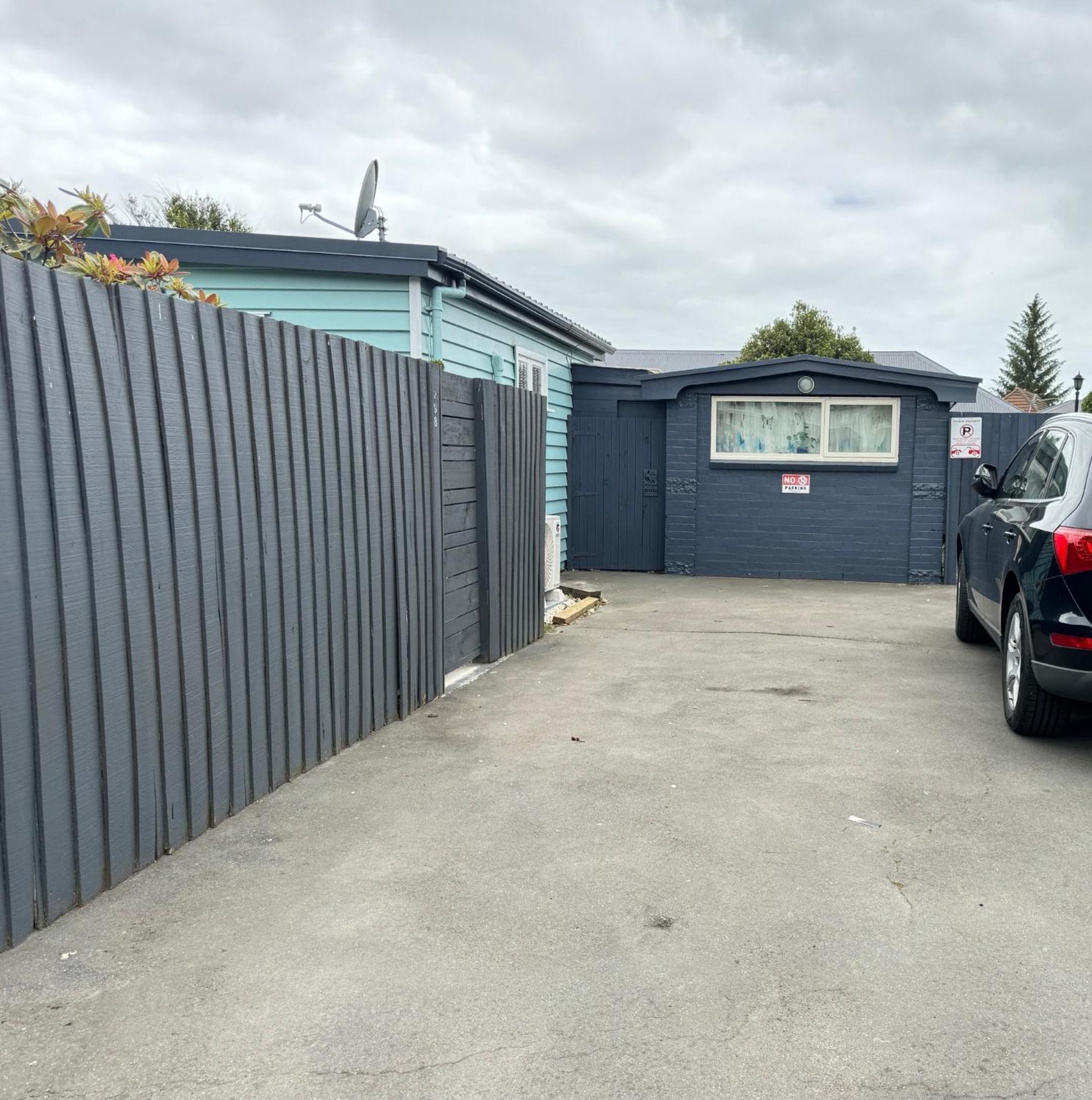 298 Home Christchurch Eksteriør billede
